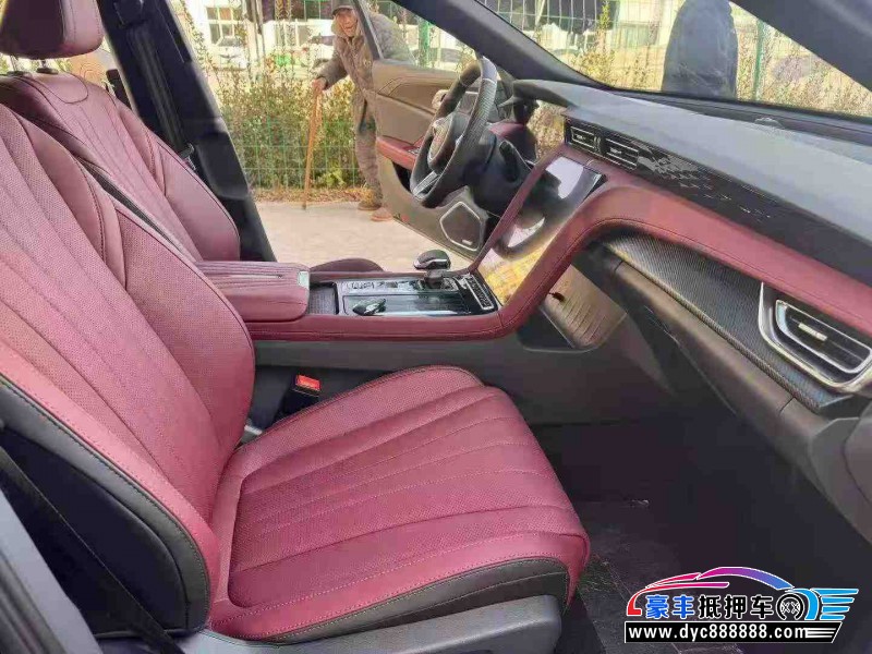 25年红旗H5轿车抵押车出售