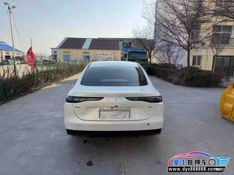 25年埃安RT轿车抵押车出售