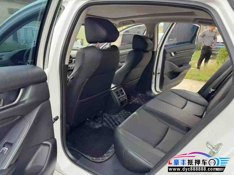 23年本田雅阁轿车抵押车出售