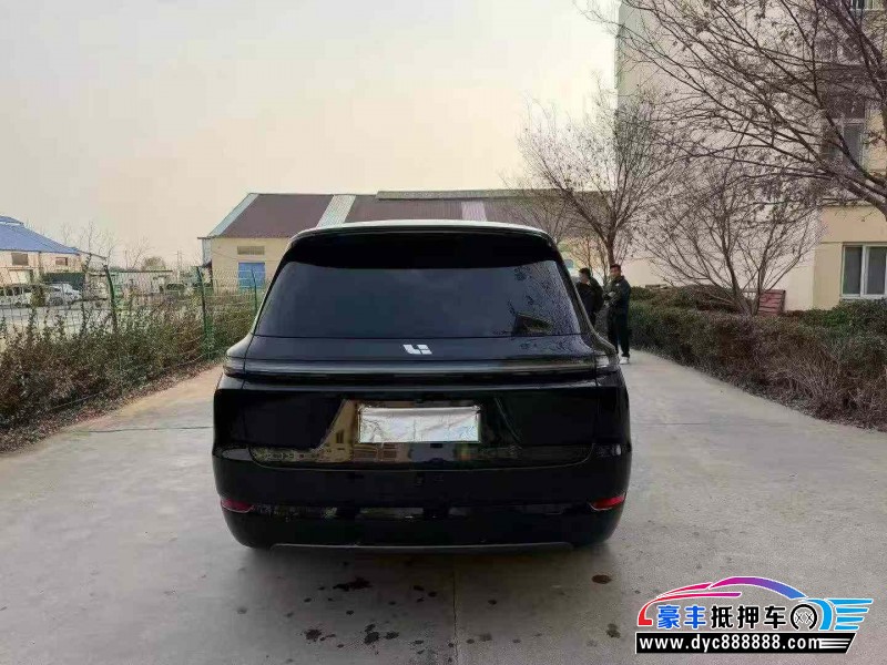 22年理想L9轿车抵押车出售