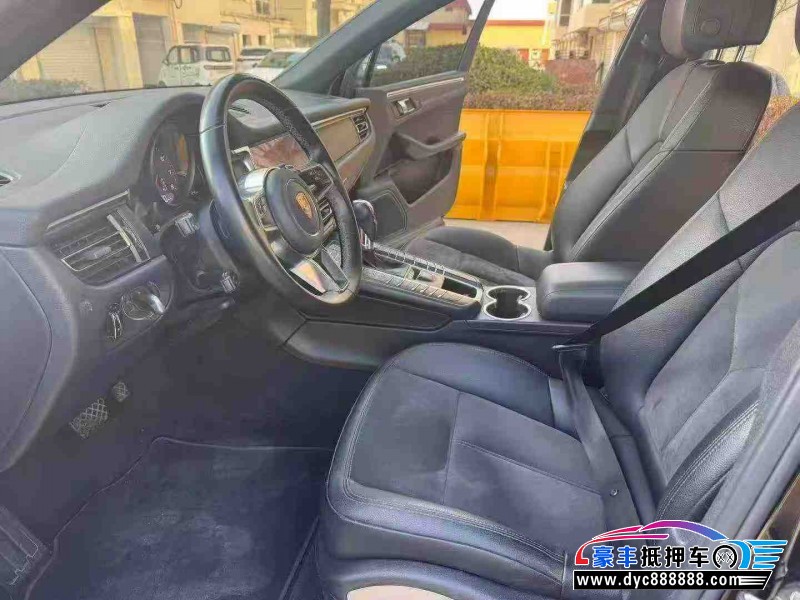 19年保时捷Macan迈凯轿车抵押车出售