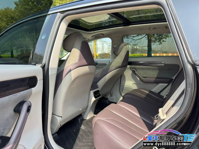 22年零跑C11轿车抵押车出售