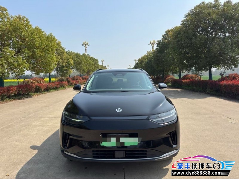 22年零跑C11轿车抵押车出售