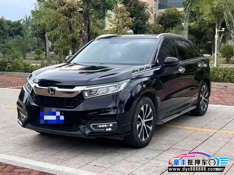 18年本田冠道轿车抵押车出售