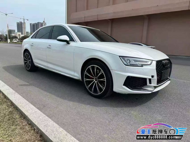 18年奥迪A4L轿车抵押车出售