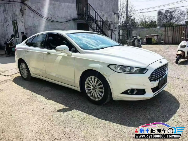 15年福特蒙迪欧轿车抵押车出售