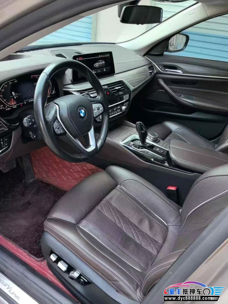 20年宝马5系轿车抵押车出售