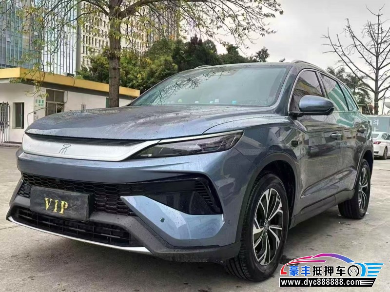 25年比亚迪宋轿车抵押车出售