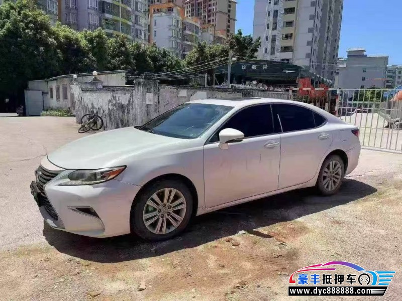 14年雷克萨斯ES轿车抵押车出售
