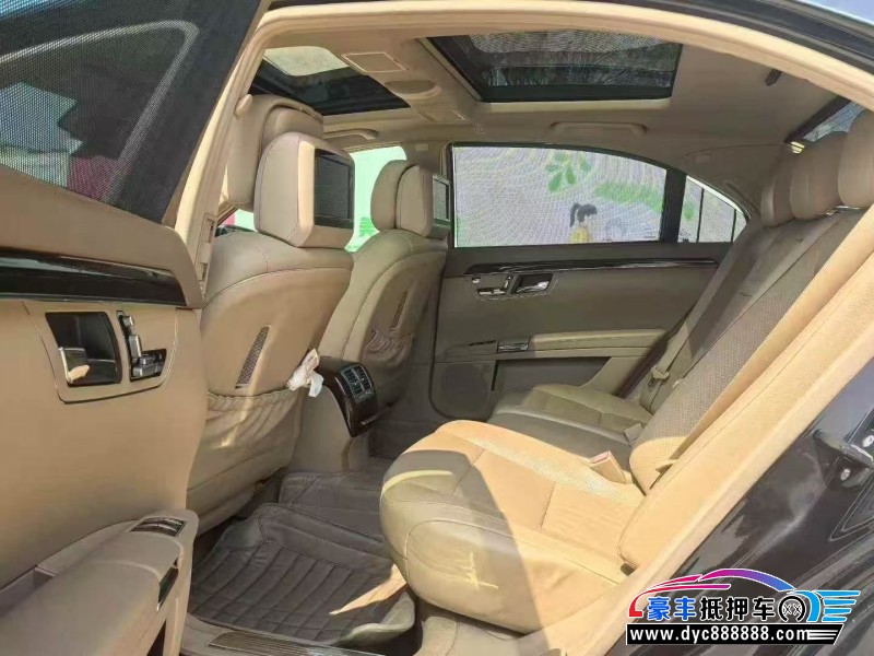 12年奔驰S轿车抵押车出售