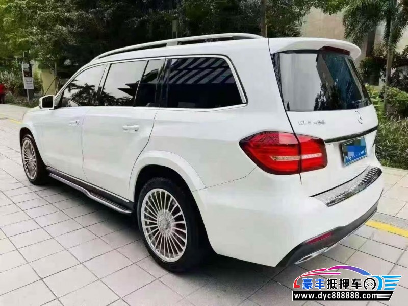 17年奔驰GLS轿车抵押车出售