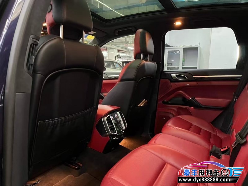 18年保时捷卡宴轿车抵押车出售