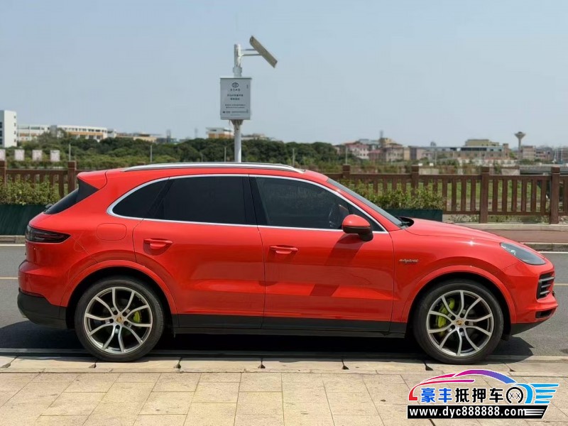 21年保时捷卡宴轿车抵押车出售