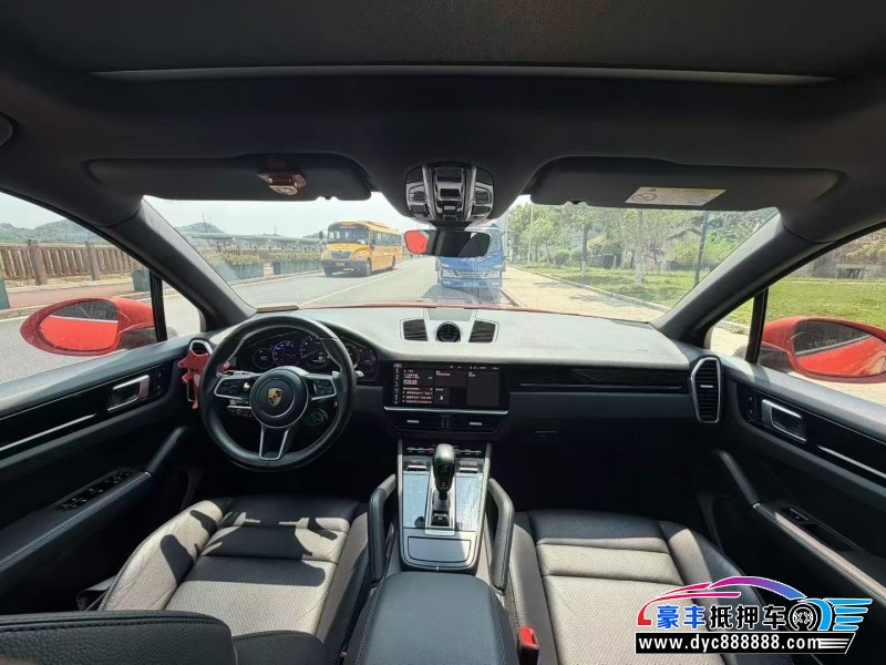21年保时捷卡宴轿车抵押车出售