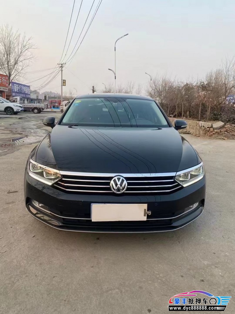 抵押车出售18年大众迈腾轿车