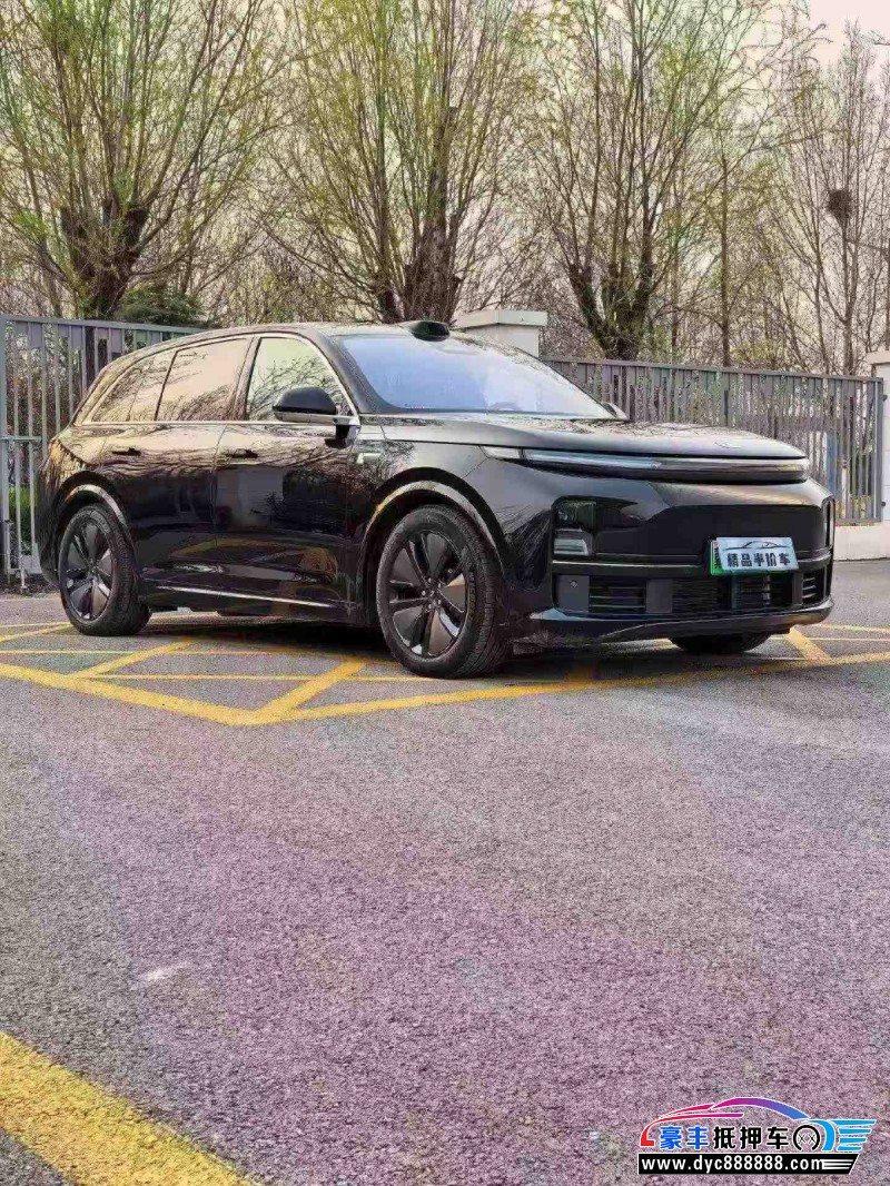 25年理想L7轿车抵押车出售