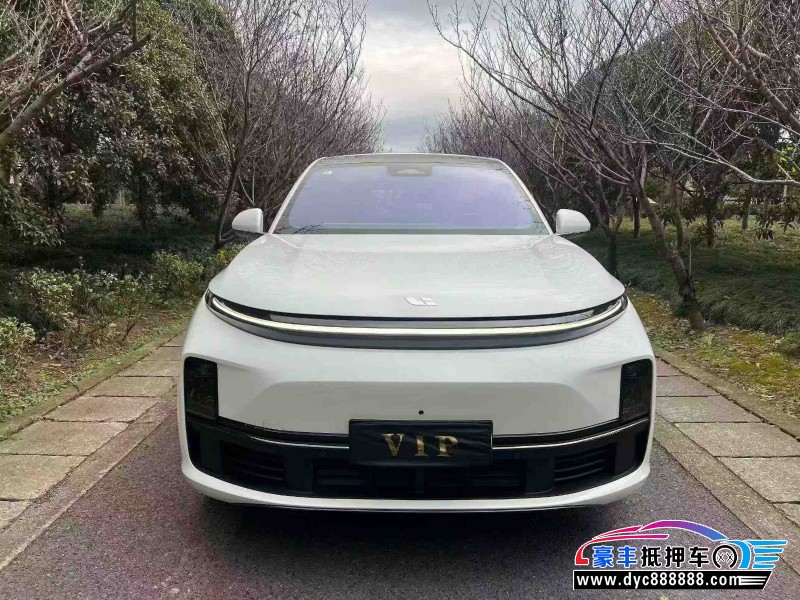 24年理想L7轿车抵押车出售