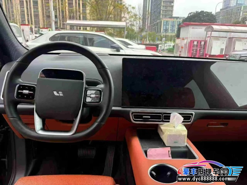 25年理想L7轿车抵押车出售