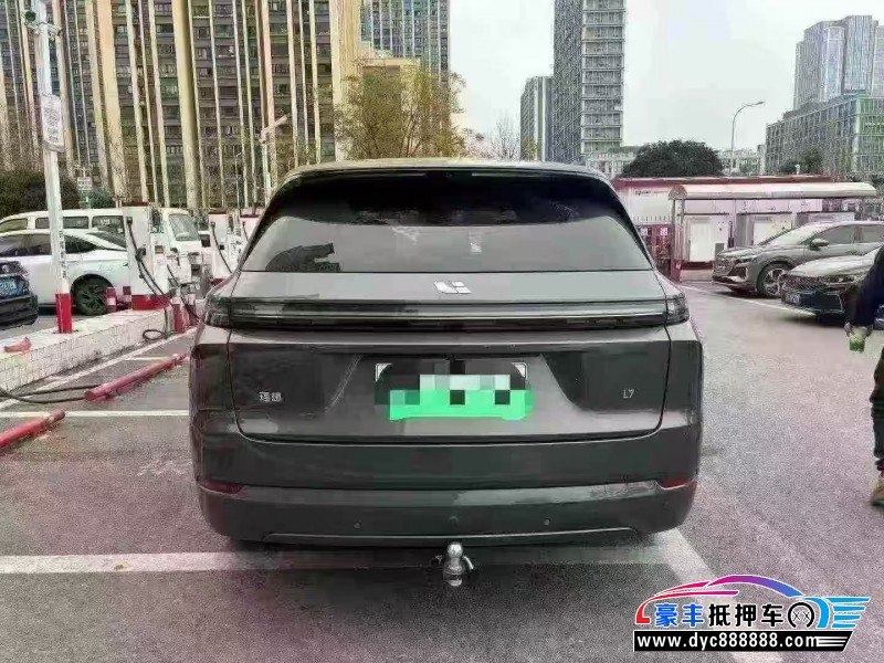 25年理想L7轿车抵押车出售