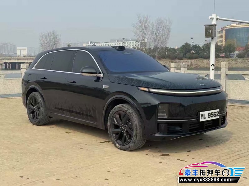 23年理想L7轿车抵押车出售