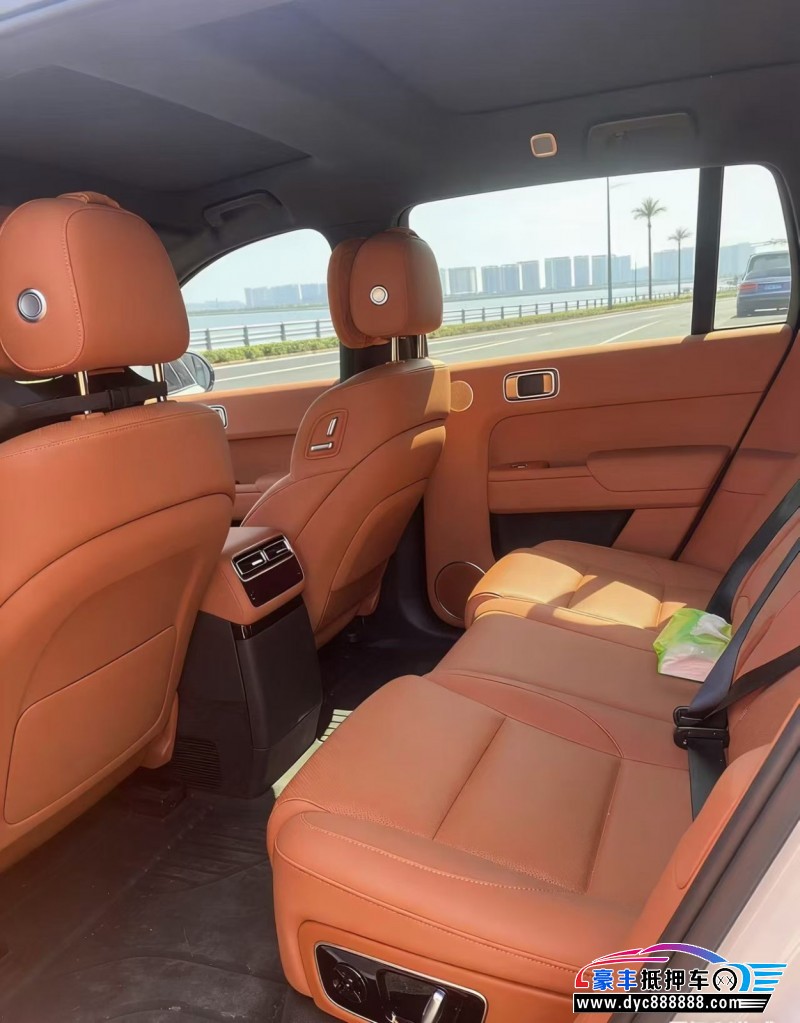 24年理想L7轿车抵押车出售