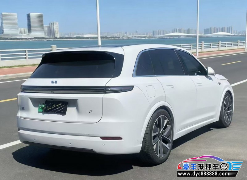 24年理想L7轿车抵押车出售