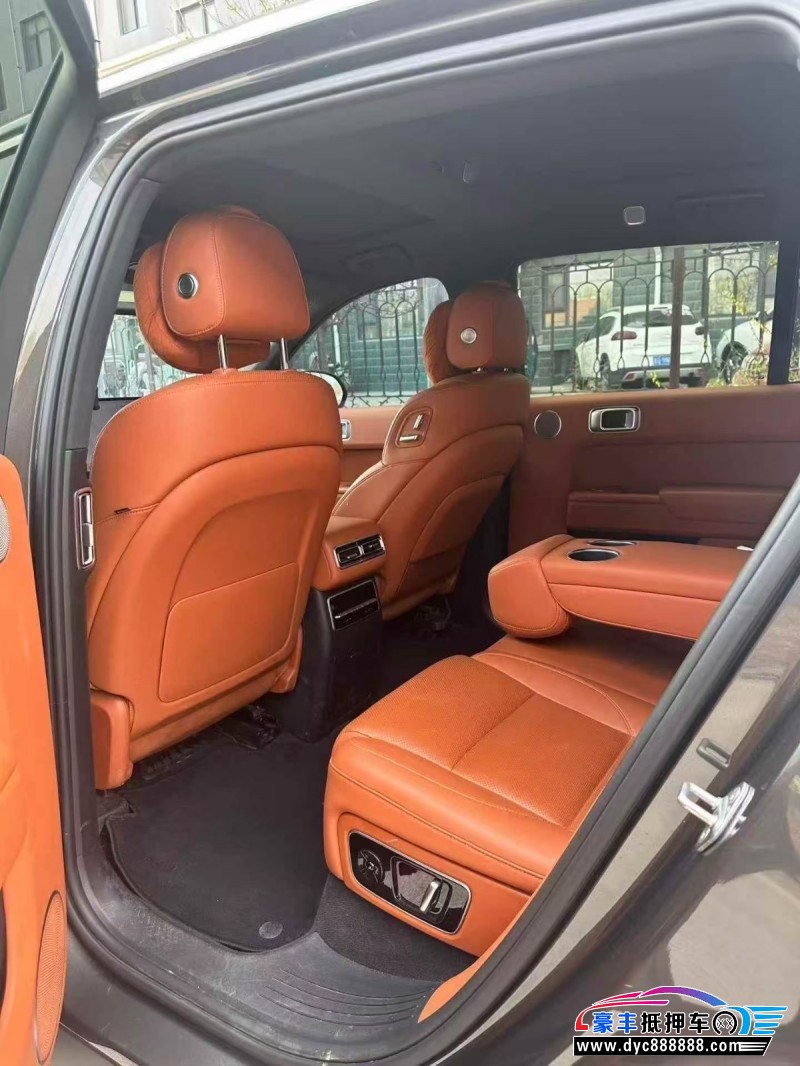 23年理想L7轿车抵押车出售