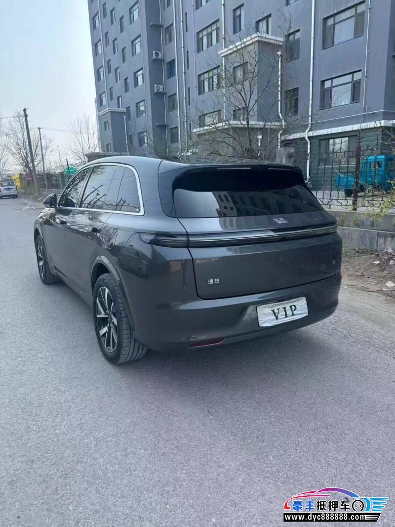 23年理想L7轿车抵押车出售