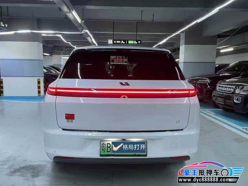 23年理想L7轿车抵押车出售