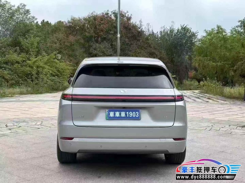 24年理想L7轿车抵押车出售