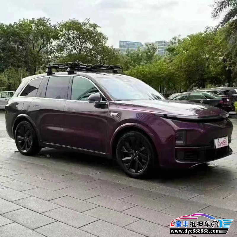 23年理想L8轿车抵押车出售