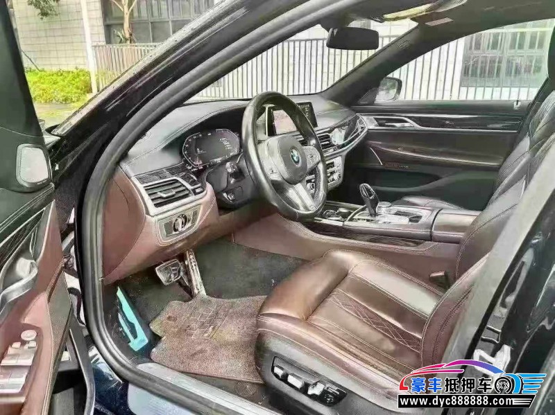 20年宝马7系轿车抵押车出售
