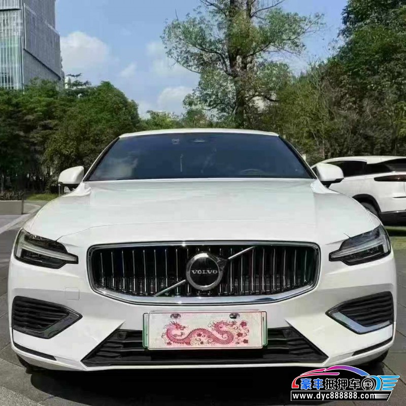 24年沃尔沃S60轿车抵押车出售
