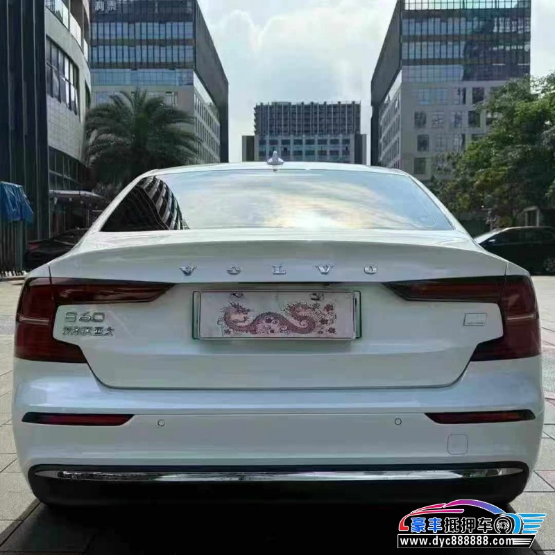 24年沃尔沃S60轿车抵押车出售