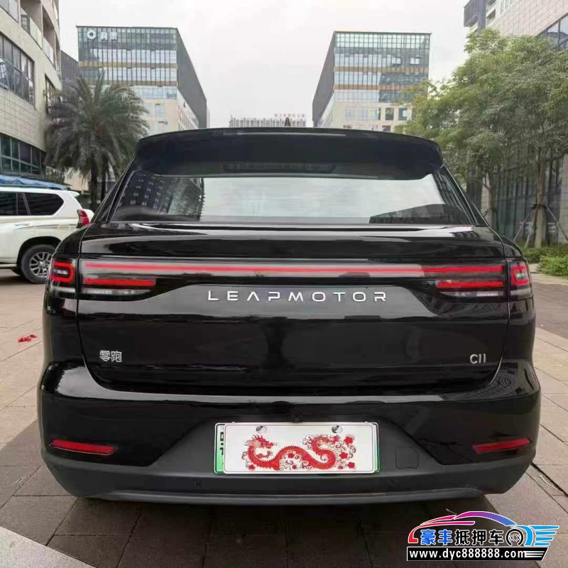 25年零跑C11轿车抵押车出售