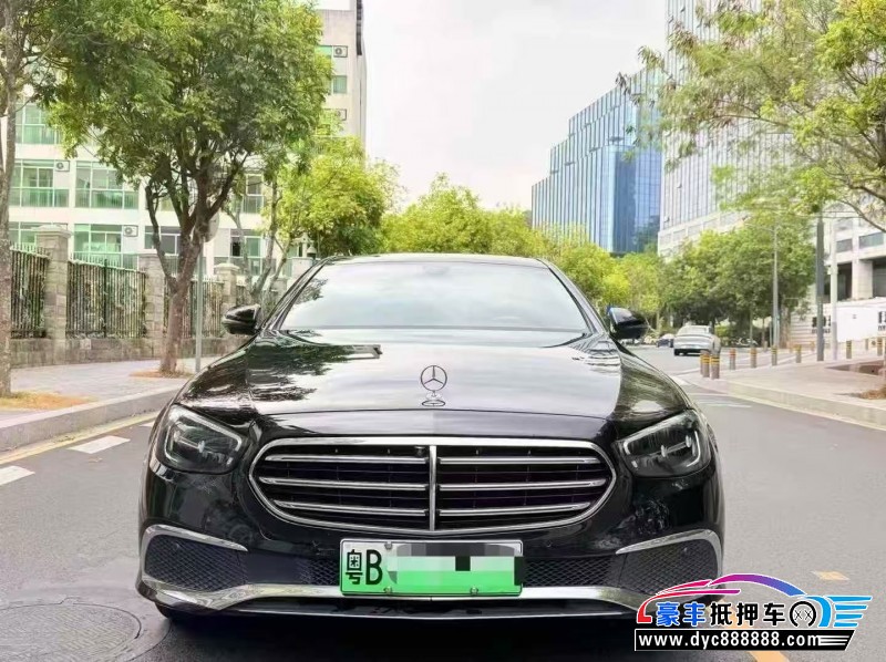 22年奔驰E轿车抵押车出售