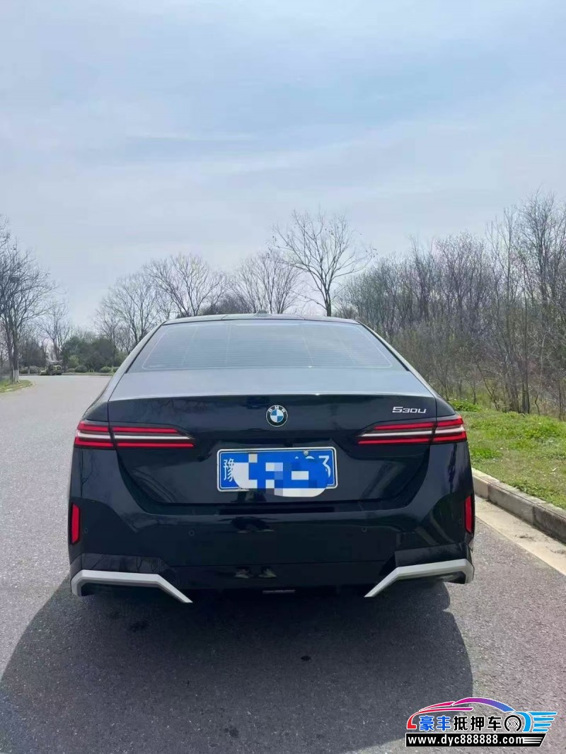 24年宝马5系轿车抵押车出售