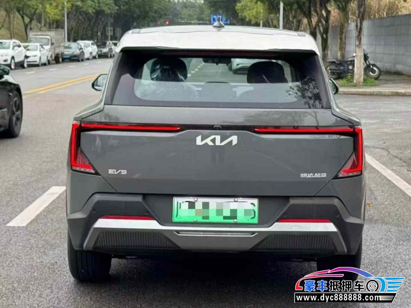 26年起亚EV5轿车抵押车出售