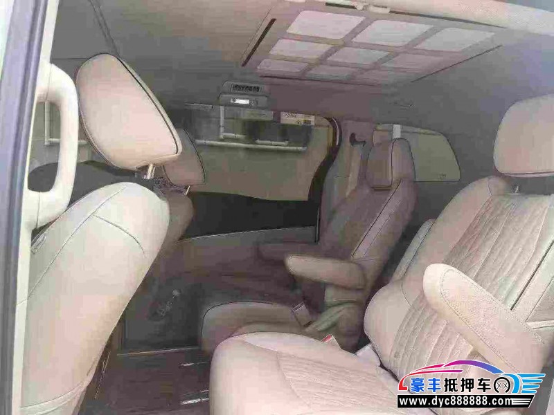 22年别克GL8轿车抵押车出售