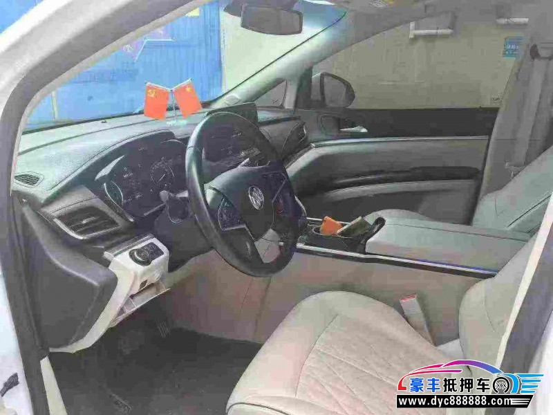 22年别克GL8轿车抵押车出售