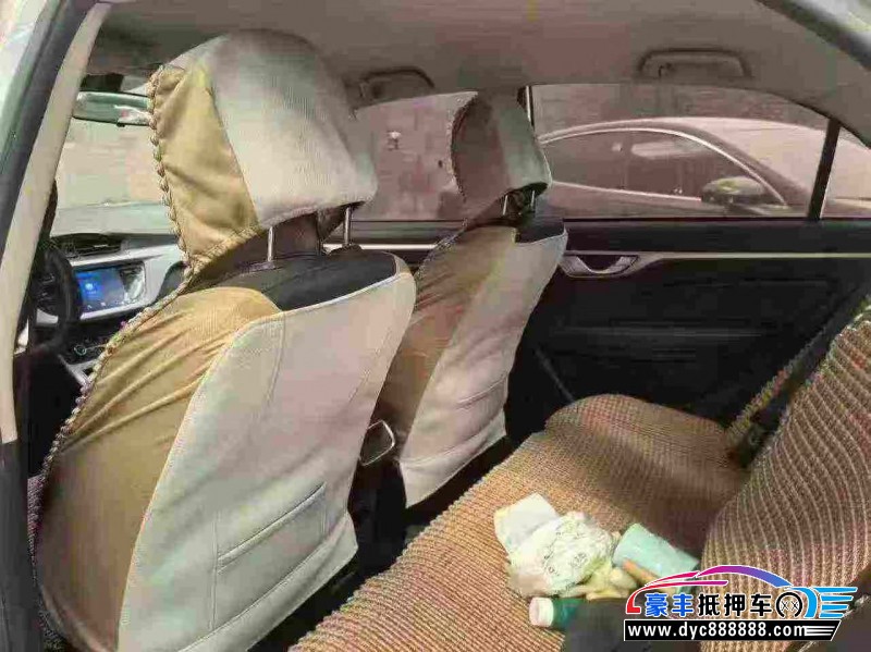 18年吉利帝豪轿车抵押车出售