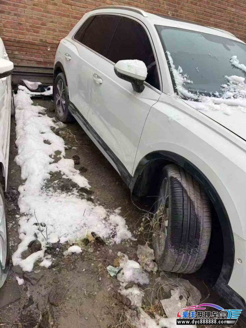 24年奥迪Q3轿车抵押车出售