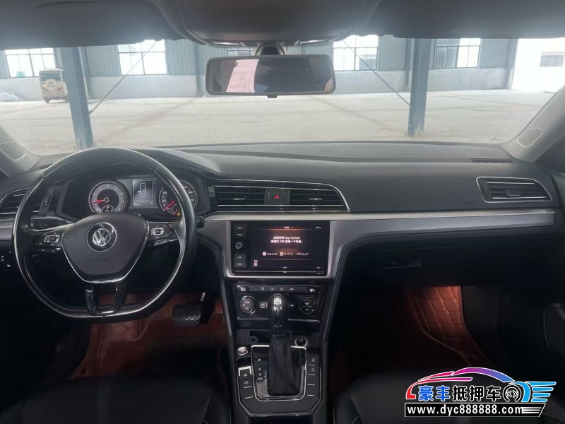 20年大众凌渡轿车抵押车出售