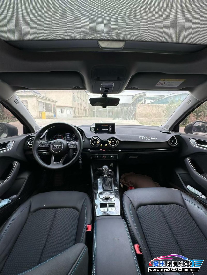 21年奥迪A3轿车抵押车出售