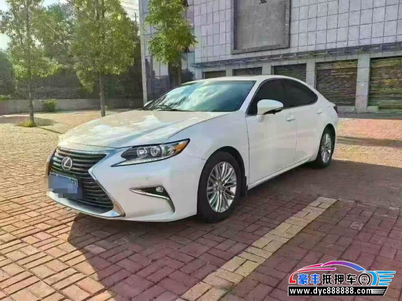 17年雷克萨斯ES轿车抵押车出售
