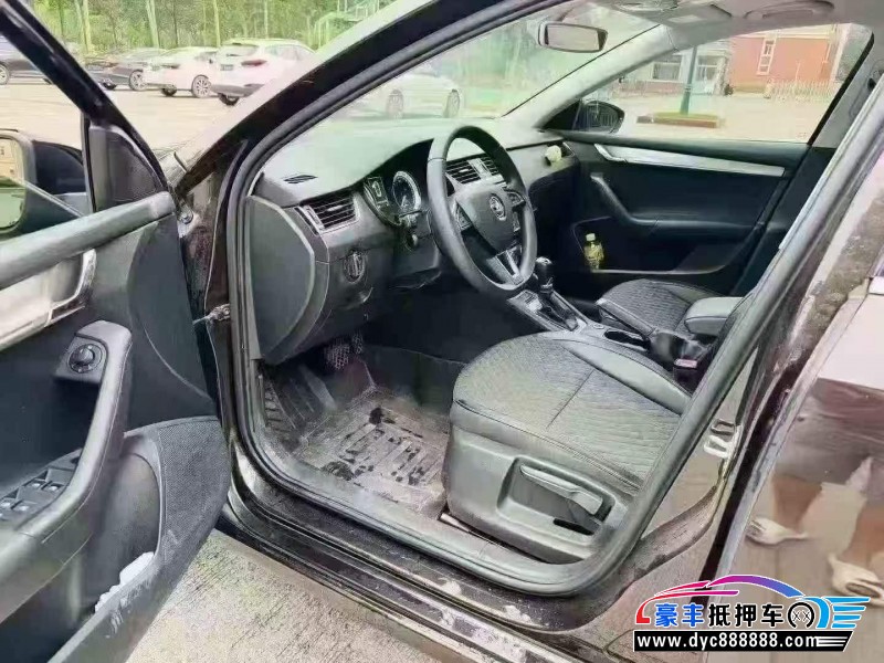 18年斯柯达明锐轿车抵押车出售