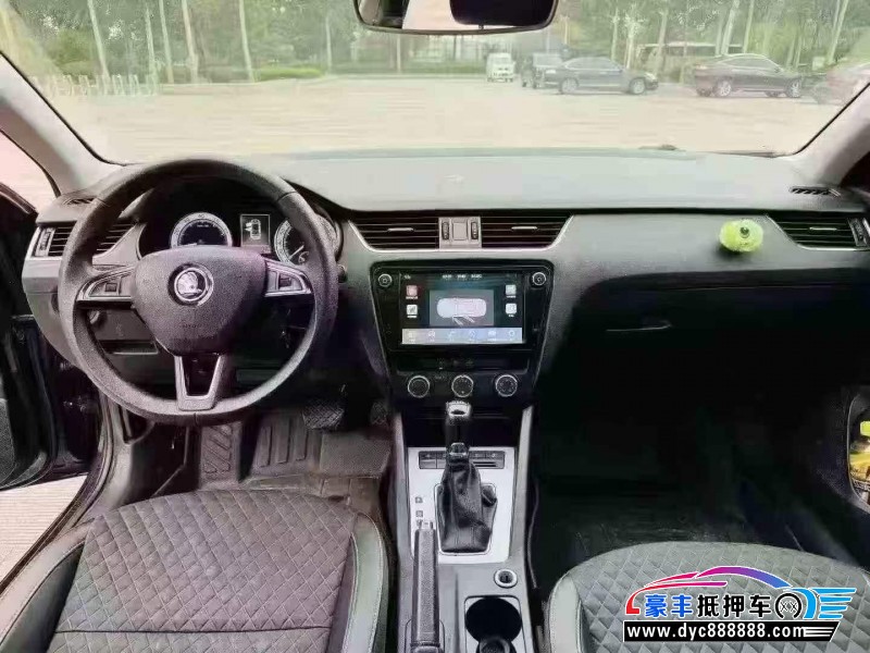 18年斯柯达明锐轿车抵押车出售