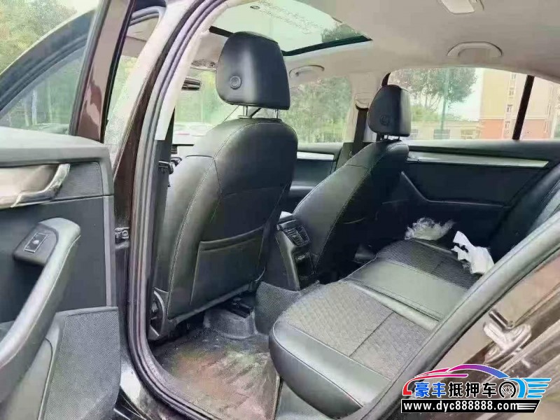 18年斯柯达明锐轿车抵押车出售