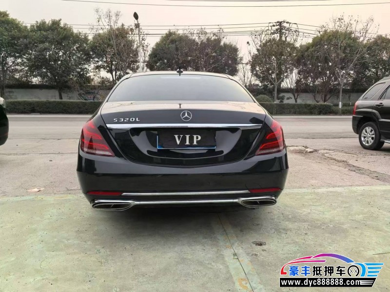 17年奔驰S轿车抵押车出售