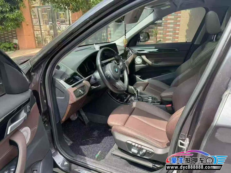 21年宝马X1SUV抵押车出售